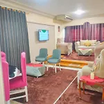 كورنيش النيل البحر الاعظم