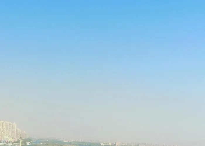 كورنيش النيل البحر الاعظم