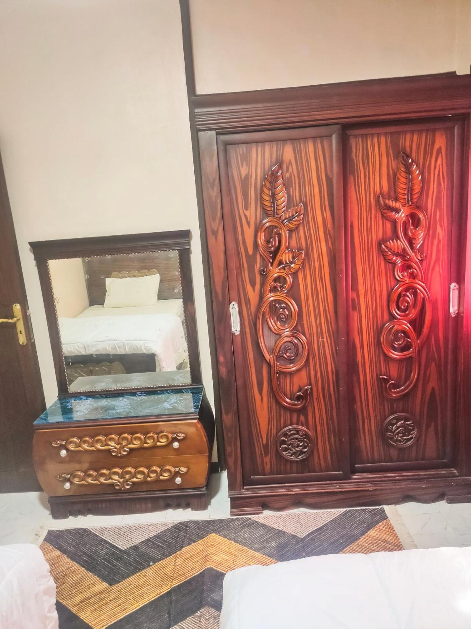 Apartment كورنيش النيل البحر الاعظم Cairo